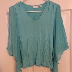 NY&C top with lace open sleeves